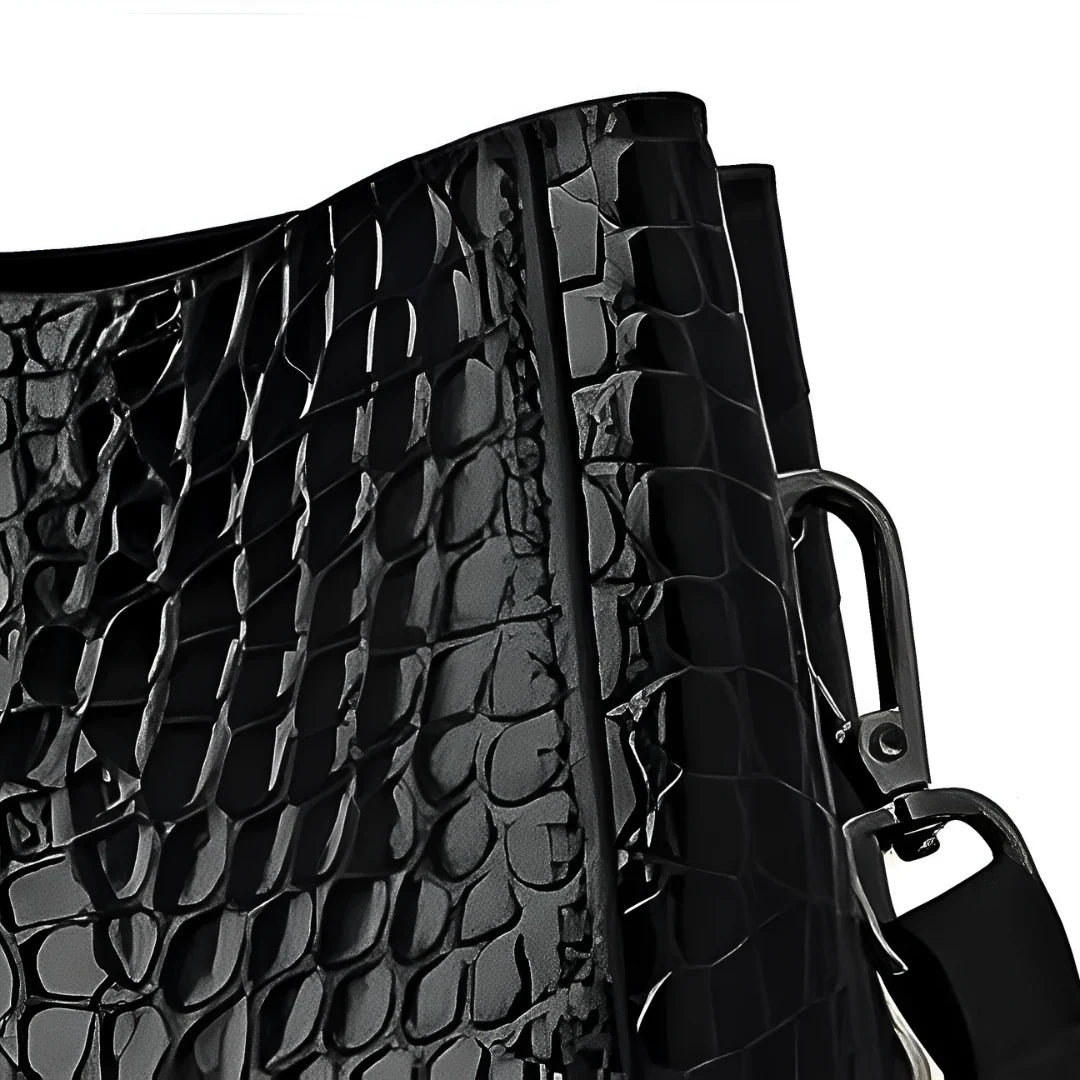 Vioraia Briella Tote Bag