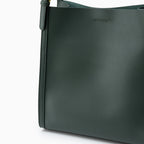 Vioraia Camila Tote Bag