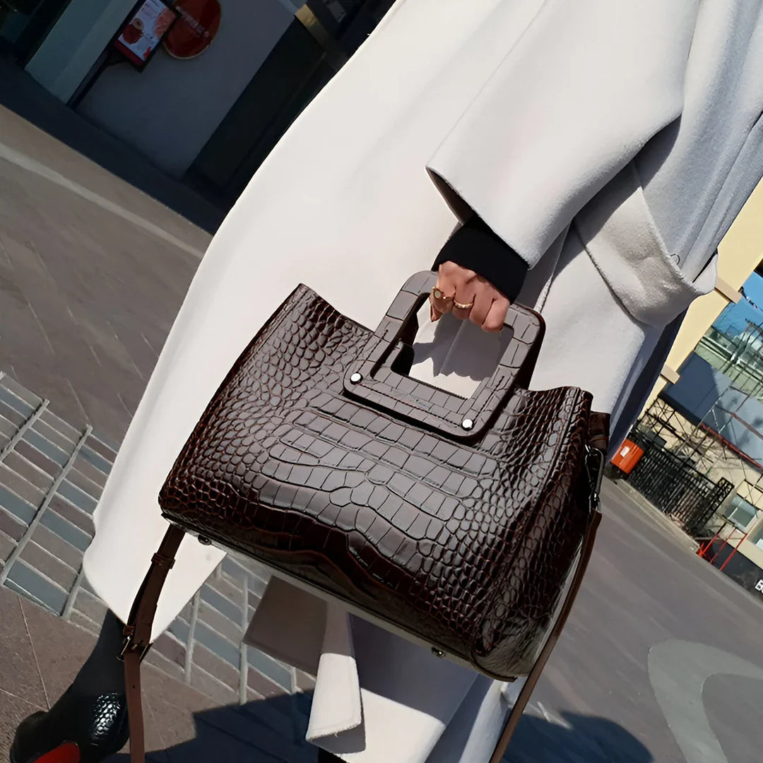 Vioraia Briella Tote Bag