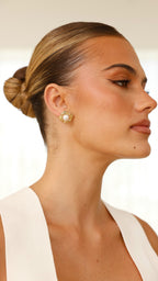 Yasmine 14K Gold Earrings - Gold / Pearl
