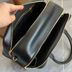 Vioraia Xiana Crossbody Bag