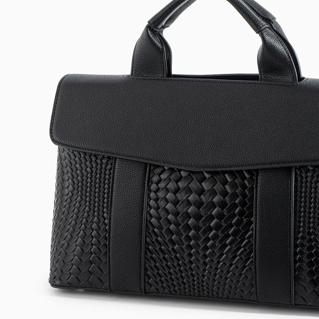 Vioraia Brittany Everyday Medium Tote Bag