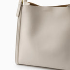 Vioraia Camila Tote Bag